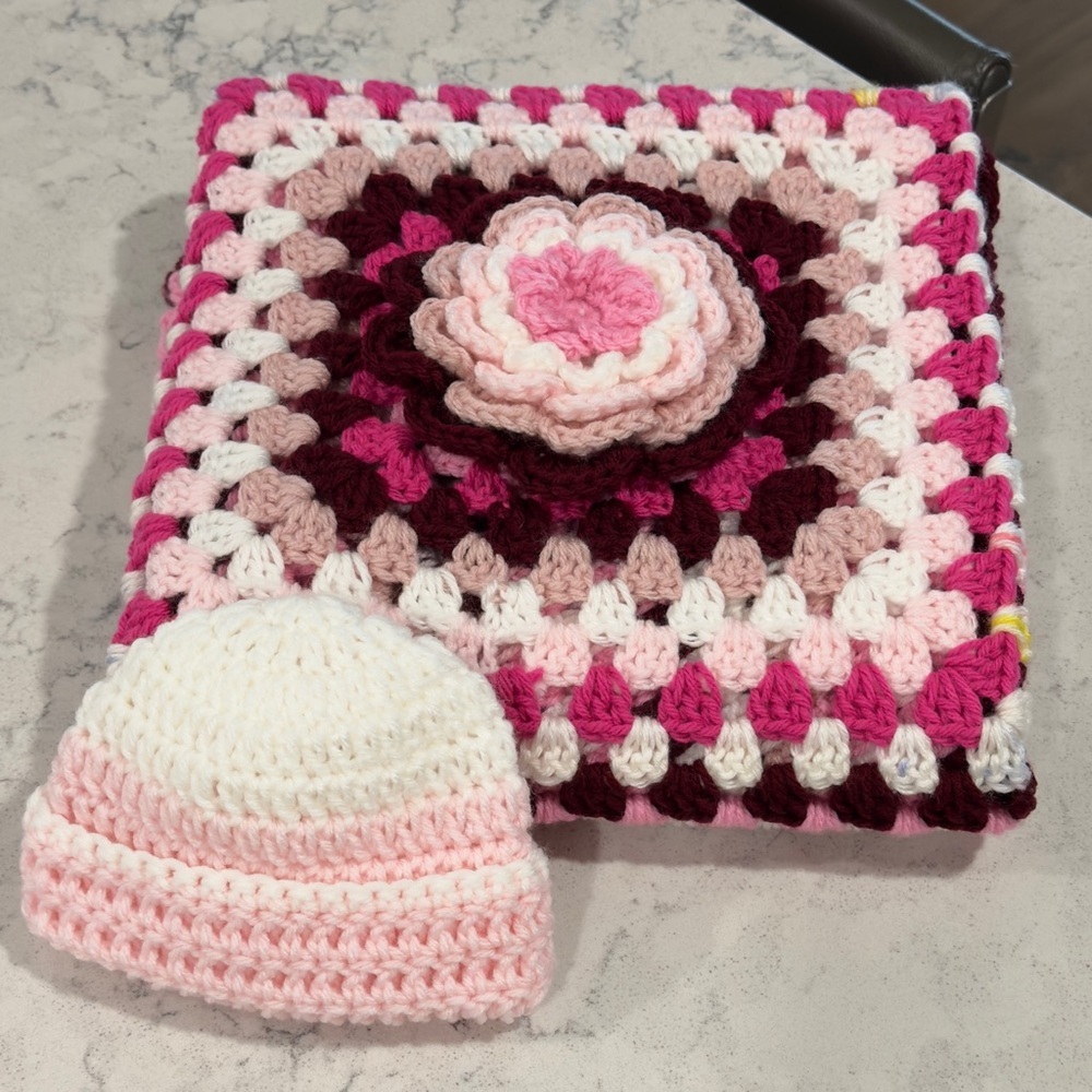NWT Handmade Crochet Granny Square Baby Blanket With Matching Infant Hat Pink